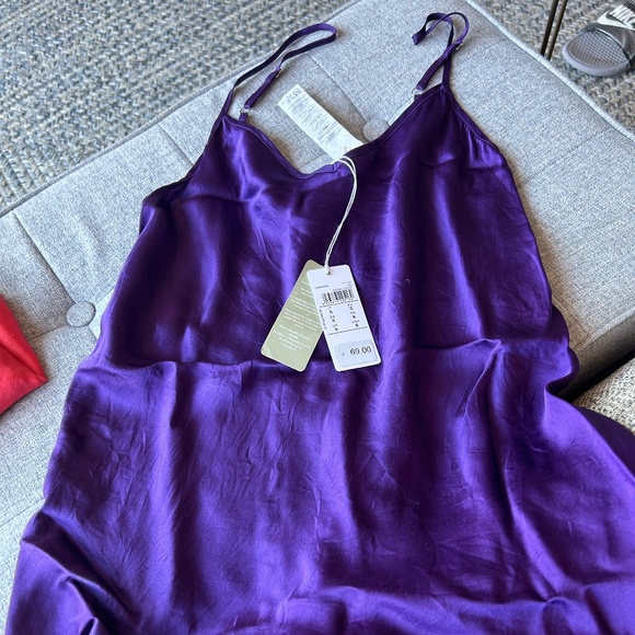 Cosmic Violet Silk Intimissimi Small Silk Satin Top with V-neckline - Picture 1 of 3